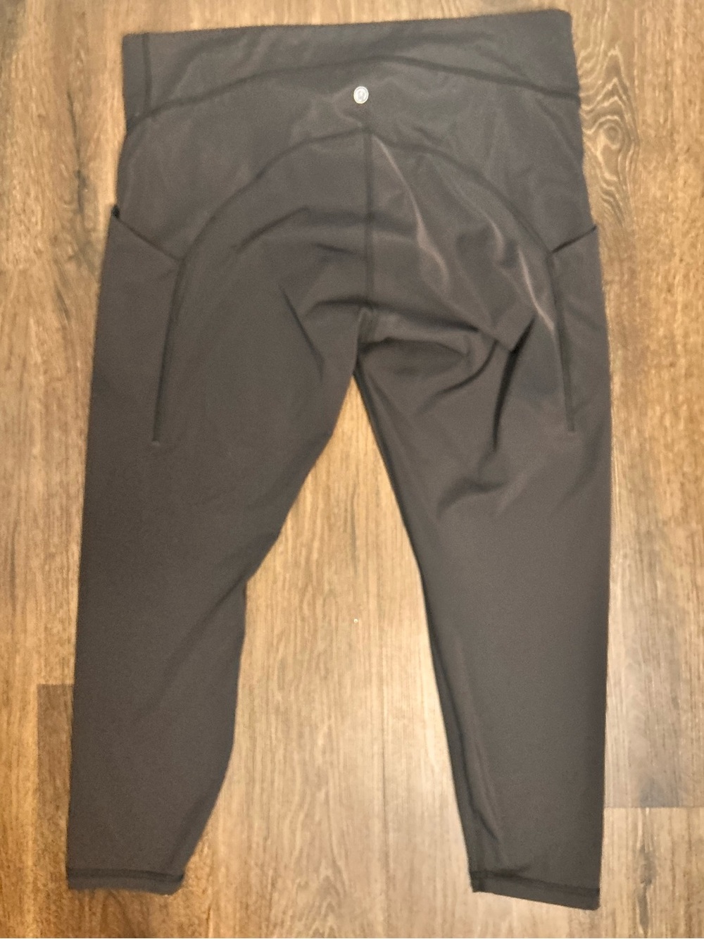 Lululemon Women’s Size 18 Black High-Waist Black Cropped Leggings Pockets Yoga - Picture 2 of 10